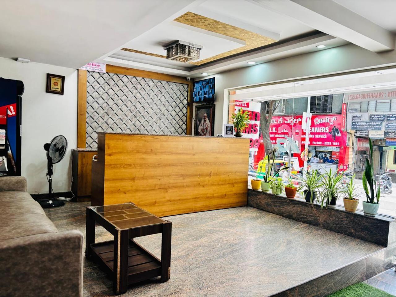 Hotel Bg Inn Бангалор Экстерьер фото